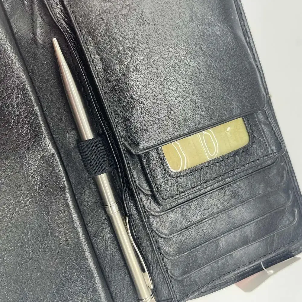 Fossil Vintage Black Leather Bifold Passport Travel Wallet w Pen & Collector Tin